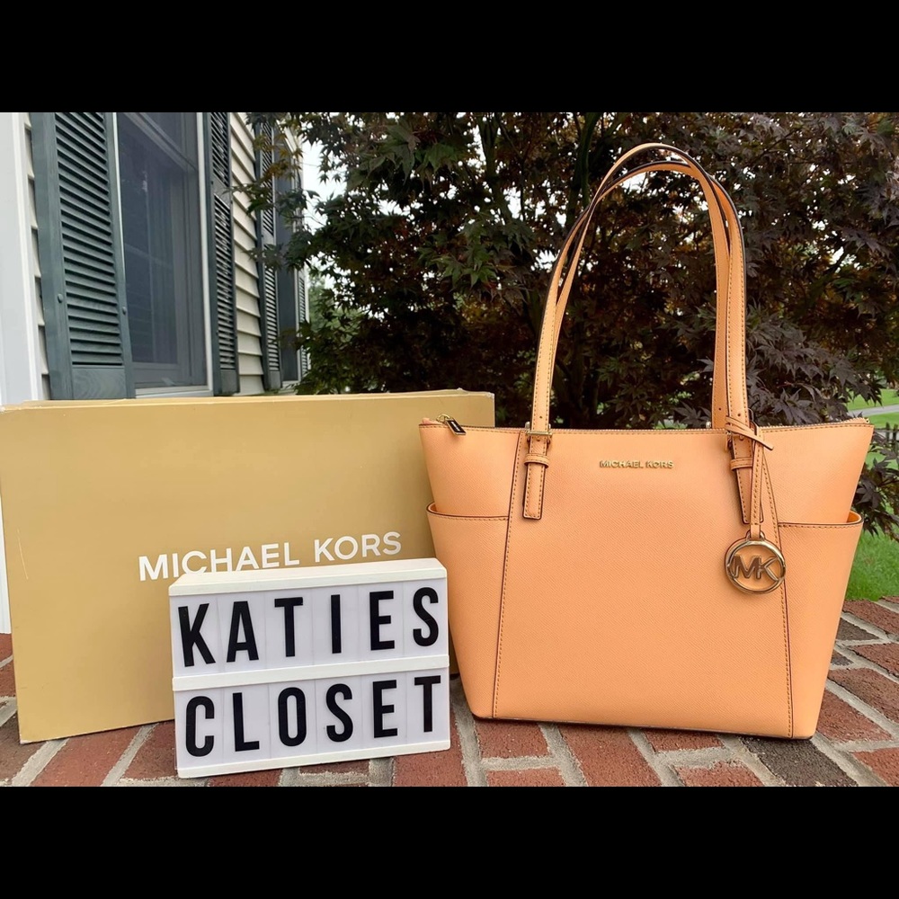 NWT MICHAEL KORS SHOULDER BAG! - Picture 4 of 7